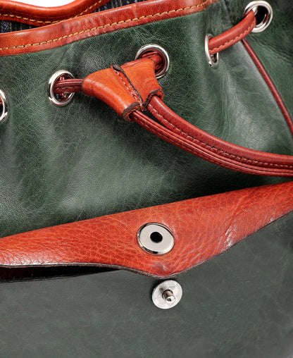 Snapper Convertible Bucket Crossbody